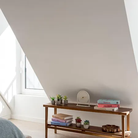 Stylish 2-bedroom In Apartment Lisbon