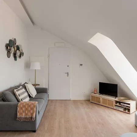 Stylish 2-bedroom In *