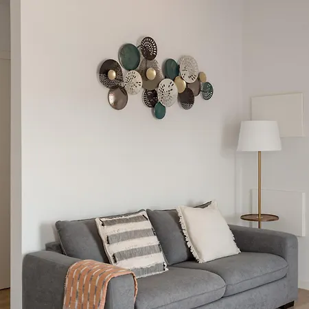 Apartment Stylish 2-bedroom In *