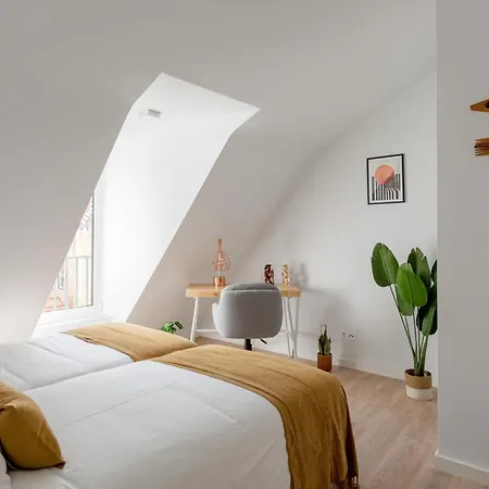 Stylish 2-bedroom In * Lisbon