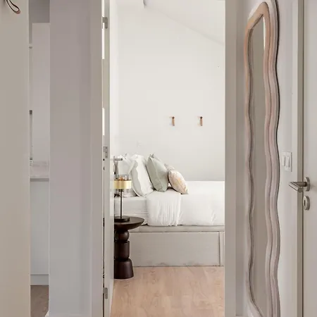 Stylish 2-bedroom In Lisboa